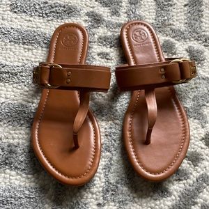 Excellence condition Tory Burch size 8 sandals. Only worn once